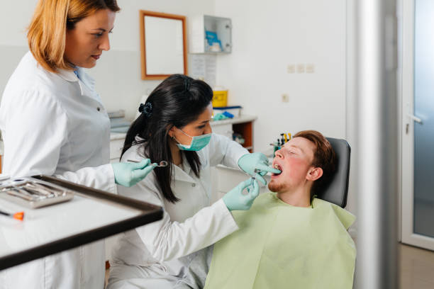 Best Emergency Treatment for Toothache in Talent, OR